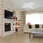 Luxurious 6 Bedroom With A Private Pool Βίλα