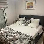 Luxurious 6 Bedroom With A Private Pool Βίλα