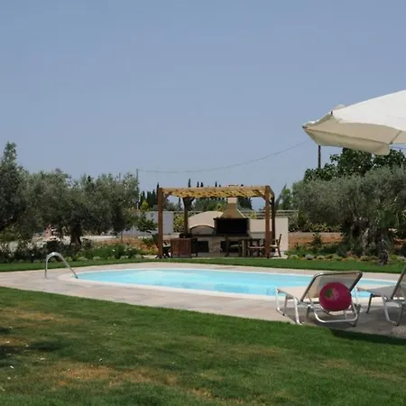 Luxurious 6 Bedroom In A Great Location Chalkís