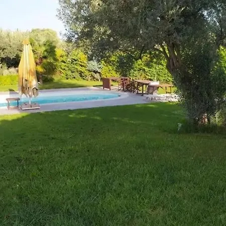 Luxurious 6 Bedroom With A Private Pool