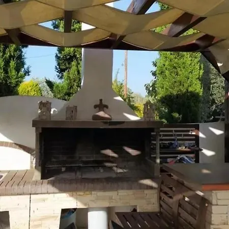 Villa Luxurious 6 Bedroom In A Great Location