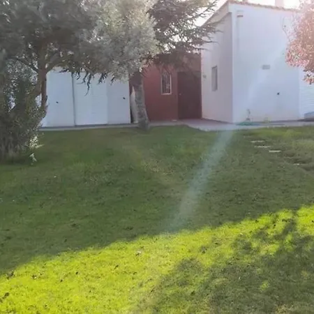 וילה Luxurious 6 Bedroom With A Private Pool Chalkís