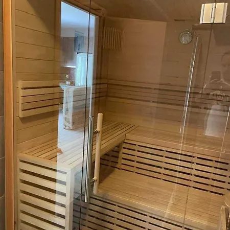 Luxurious 6 Bedroom In A Great Location Chalkís